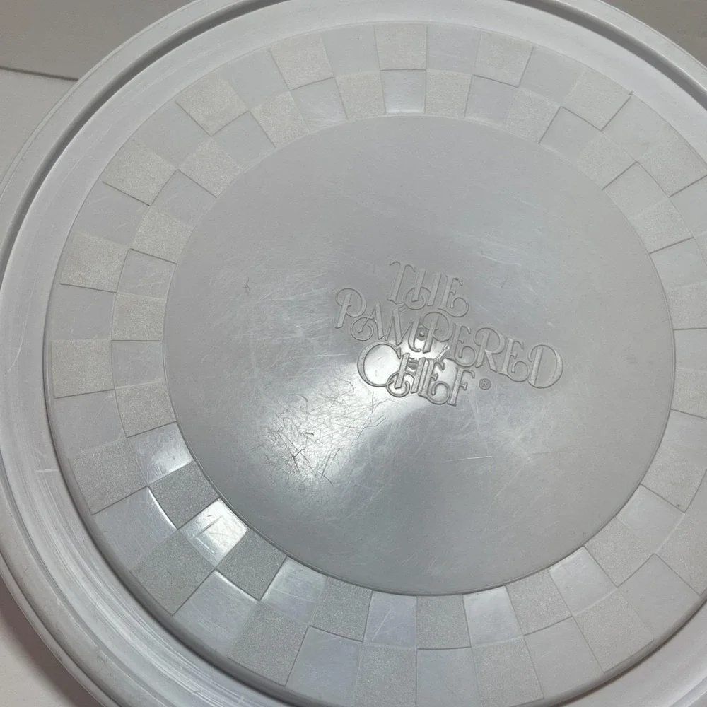 Genuine Pampered Chef Replacement Bowl Lid ONLY 9.5